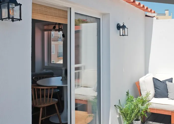 Apartmán Downtown Terrace - 2 Bedroom In Graca With Private & Sunny Terrace! *