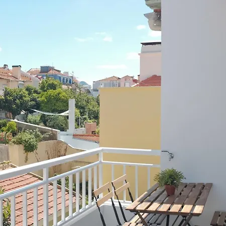 Downtown Terrace - 2 Bedroom In Graca With Private & Sunny Terrace! Apartment Lissabon